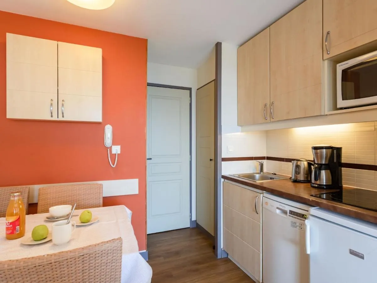 Apartment Village Cap Esterel - Le Village-36 By Interhome Saint-Raphaël