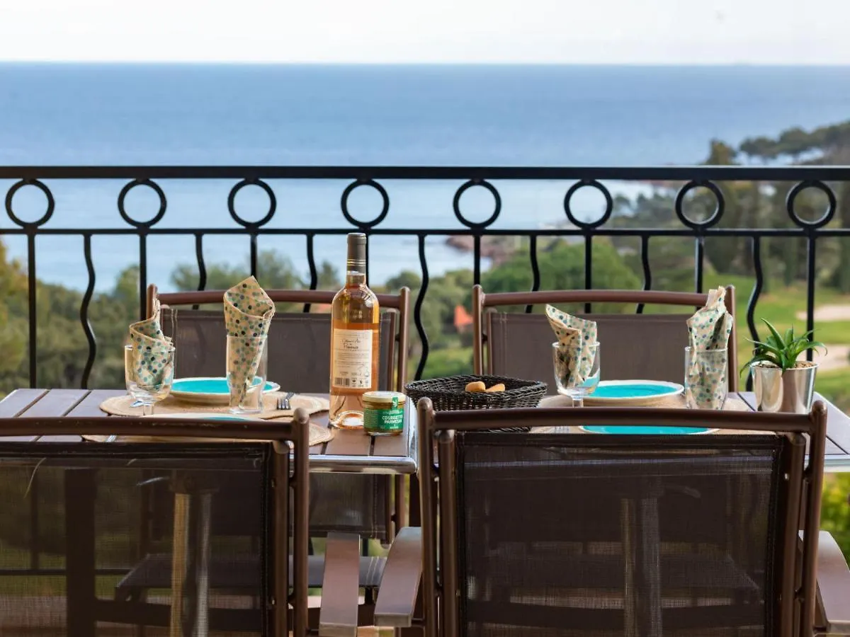 Apartment Village Cap Esterel - Le Village-36 By Interhome Saint-Raphaël 0*,  Γαλλία
